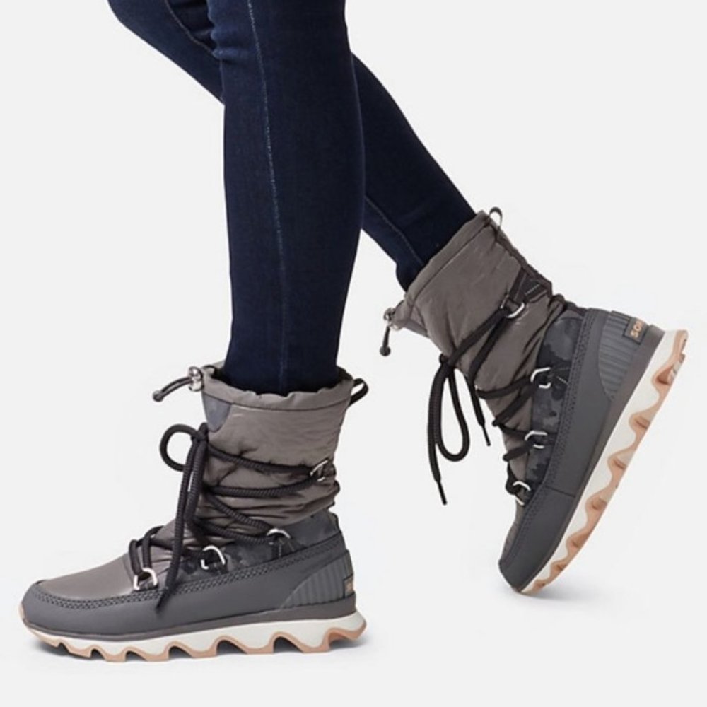 NIB Sorel waterproof Kinetic Quarry Gray with Camo